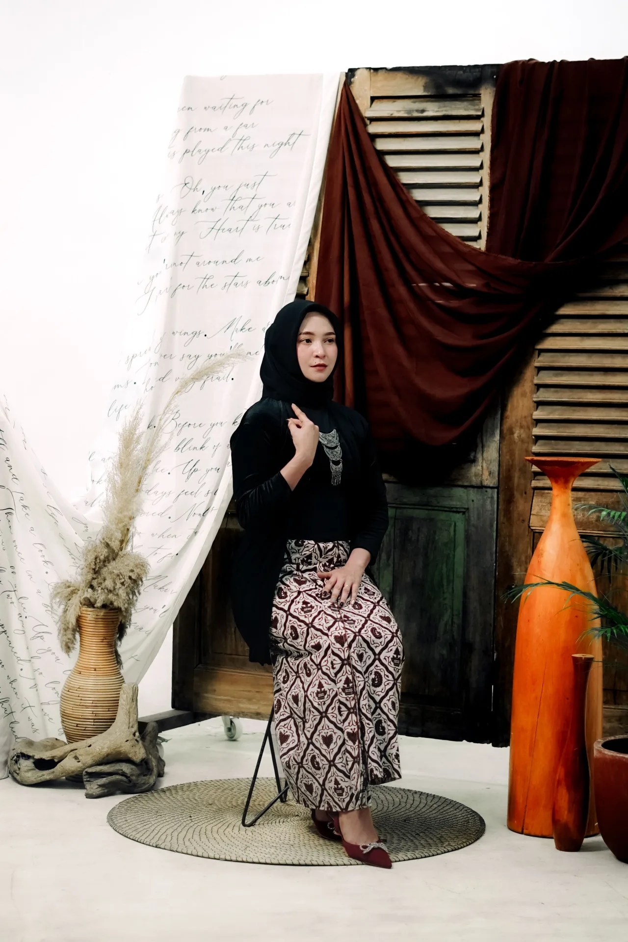 Contoh hasil foto single di Vibesroom Studio